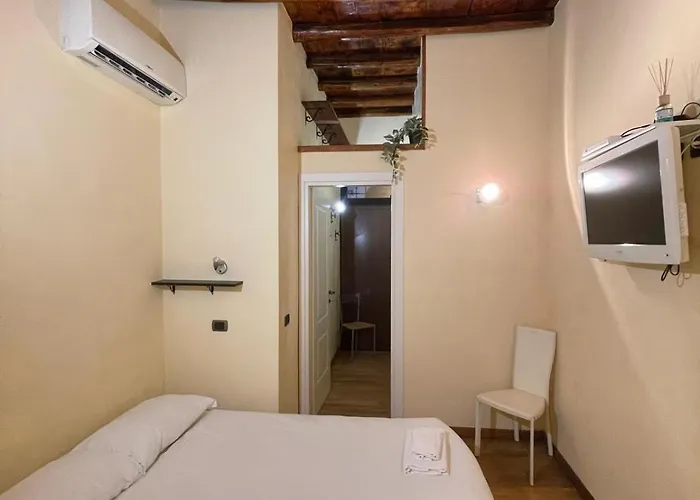 Piazza Di Spagna *